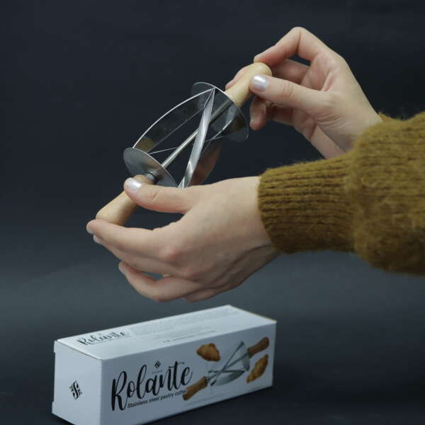 Rolante - Dough cutter in the shape of a triangle