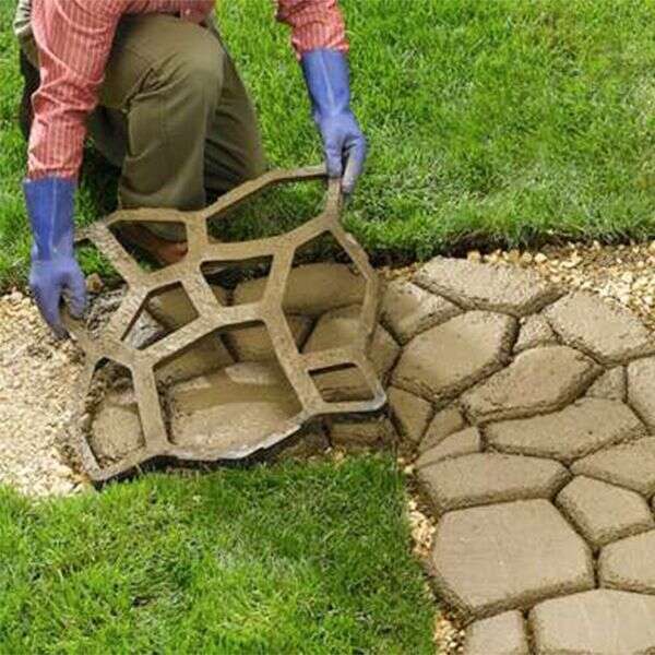 Stoney - Mold for stone paths