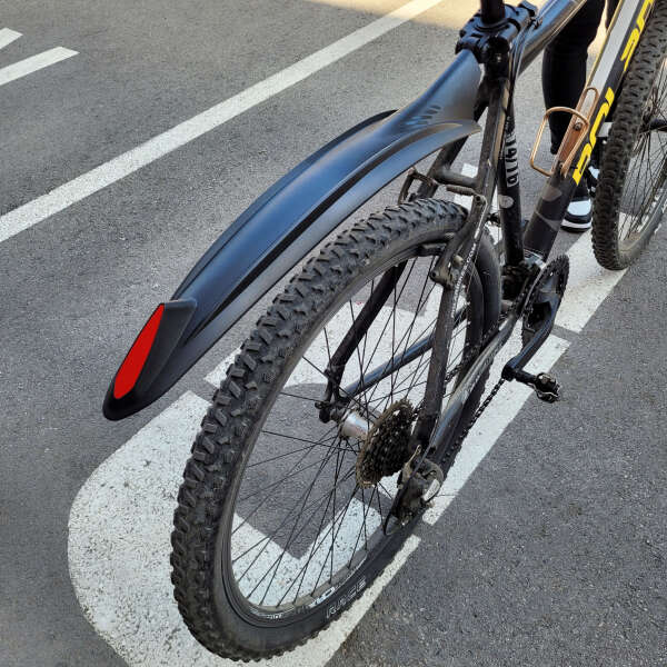 Racker - Mudguard for a bike wheels
