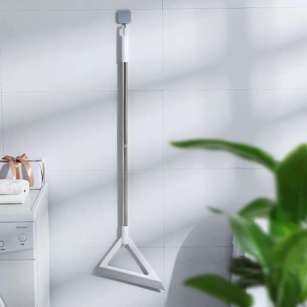 Moxi - Multifunctional broom