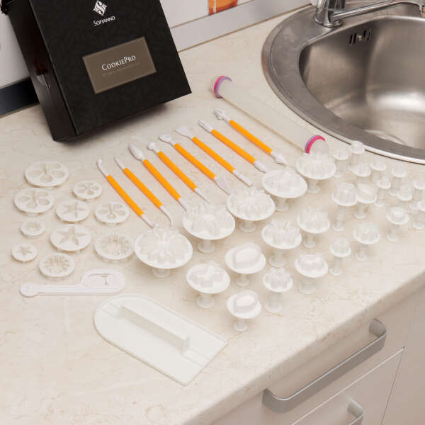 CookiePro - 47-piece cutting mold