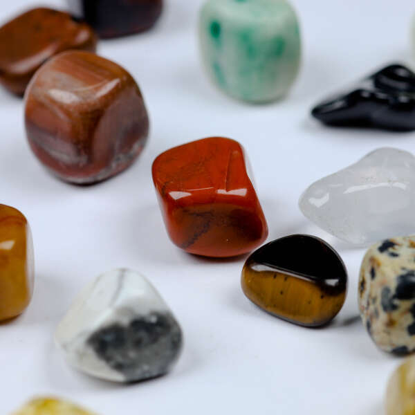Bahari - Unique set of 25 crystals