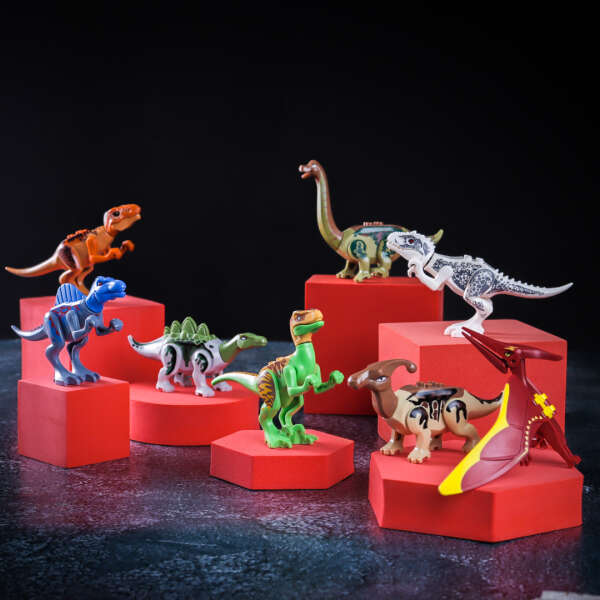 Dinotrone - Dinosaurs toys set