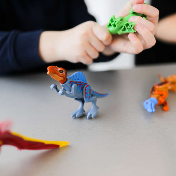 Dinotrone - Dinosaurs toys set