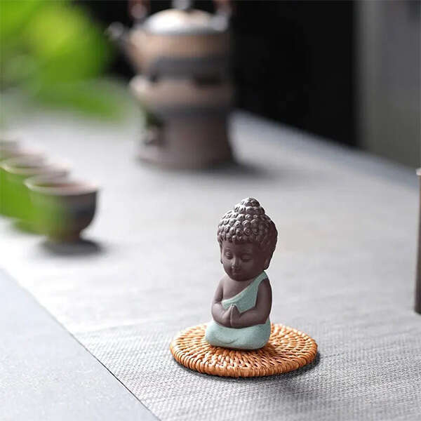 Amani - Decorative ceramic figurine